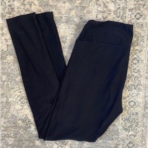 LulaRoe Solid Black OS Leggings